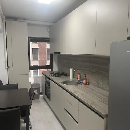 Moghioros Park Apartment